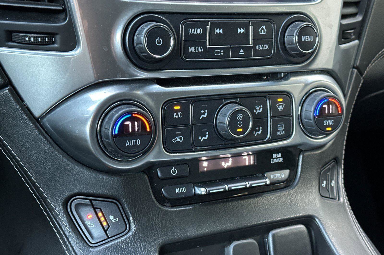 Used 2019 Chevrolet Suburban LT image 22