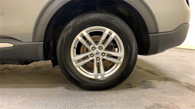 Used 2023 Ford Explorer XLT image 22