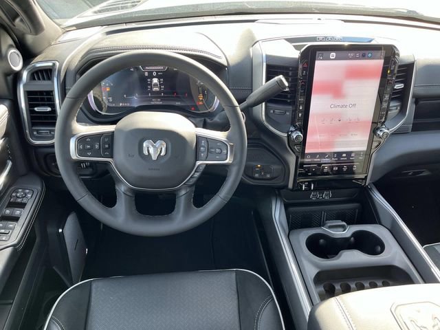 New 2026 RAM 2500 Laramie AWD/4WD image 12