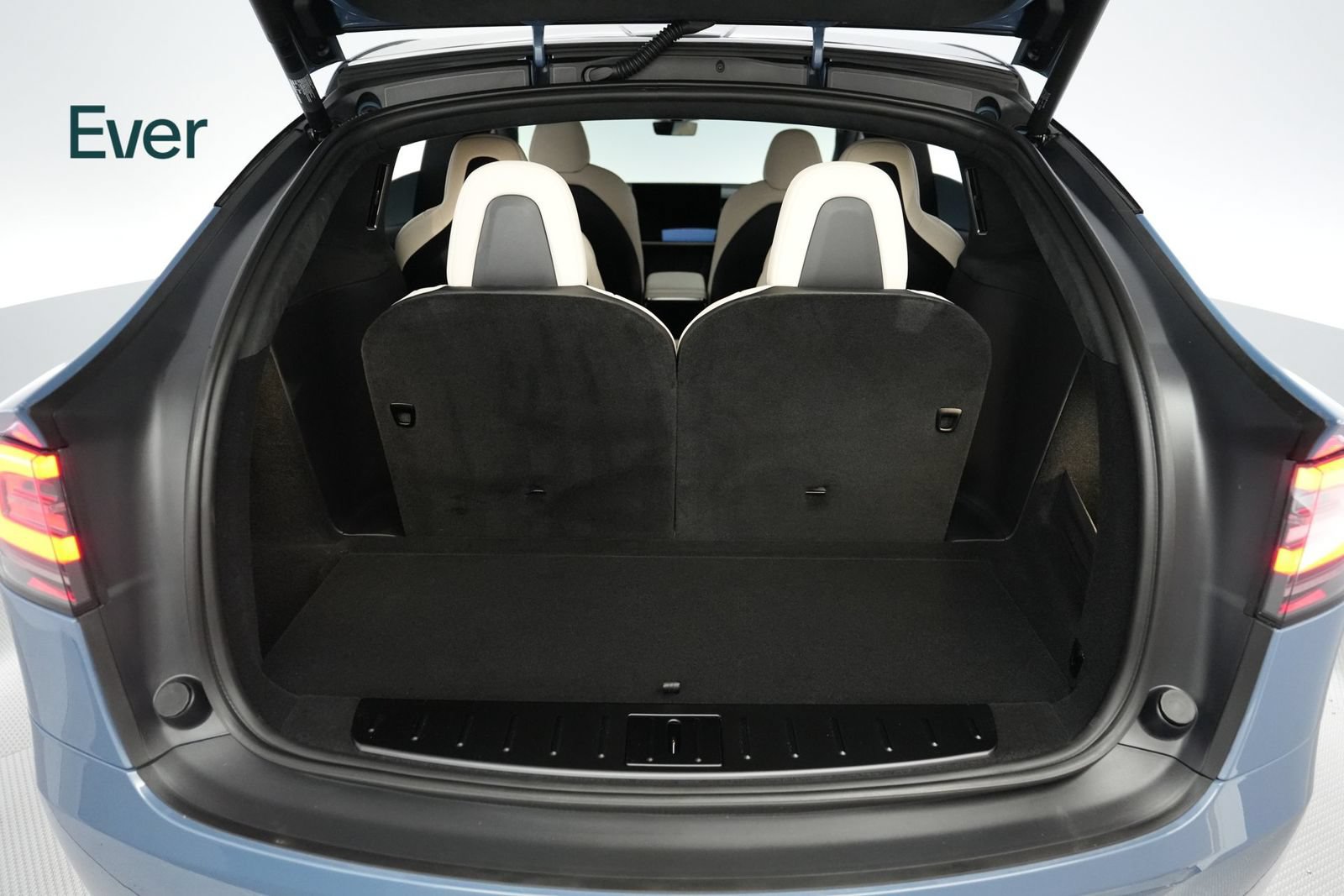 Used 2026 Tesla Model X AWD/4WD image 8