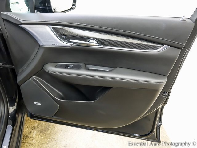 Certified 2024 Cadillac XT6 Sport image 25