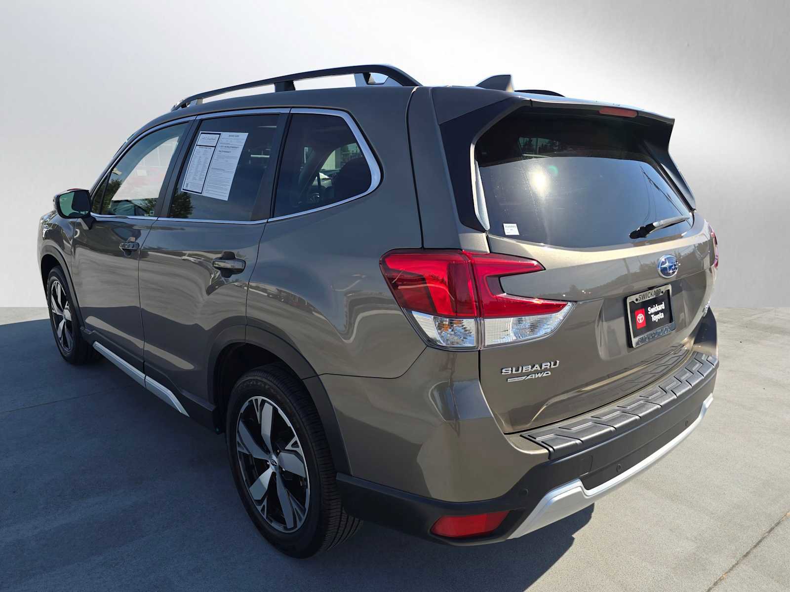 Used 2020 Subaru Forester Touring w/ Popular Package #2 AWD/4WD image 5