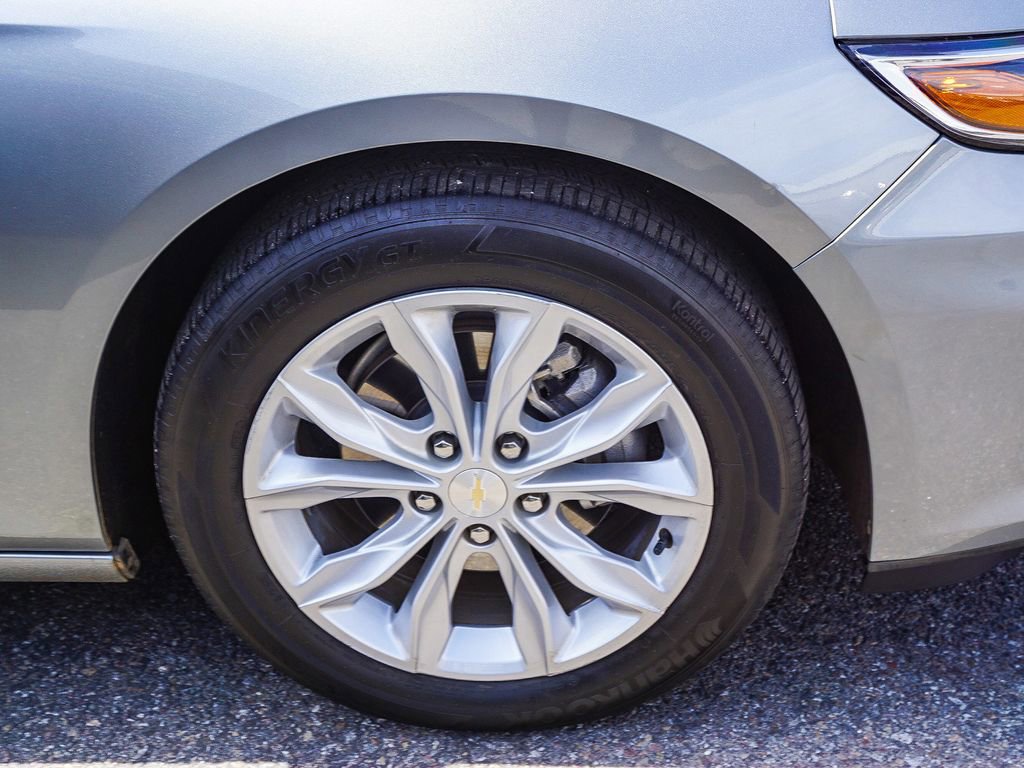 Used 2025 Chevrolet Malibu LT FWD image 9