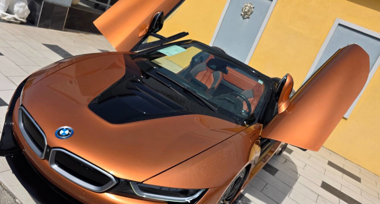 Used 2019 BMW i8 Roadster image 30