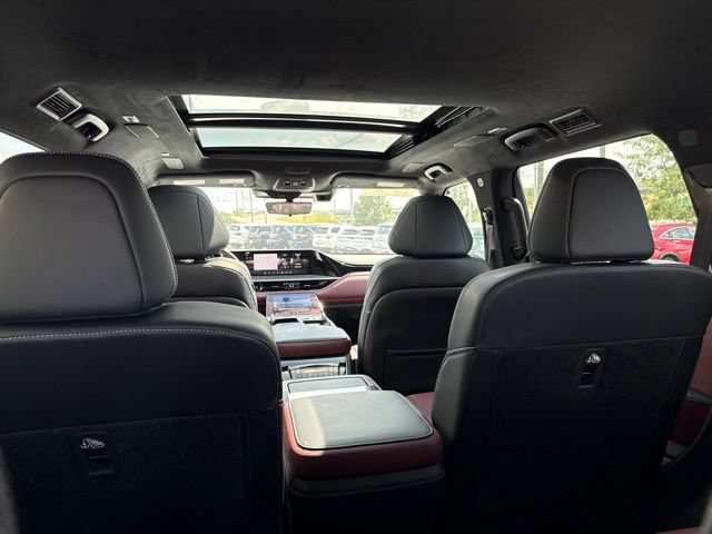 Used 2026 INFINITI QX80 Autograph w/ Premium Cargo Package AWD/4WD image 18