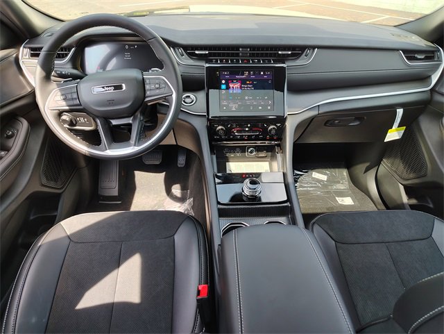 New 2025 Jeep Grand Cherokee L Altitude image 16