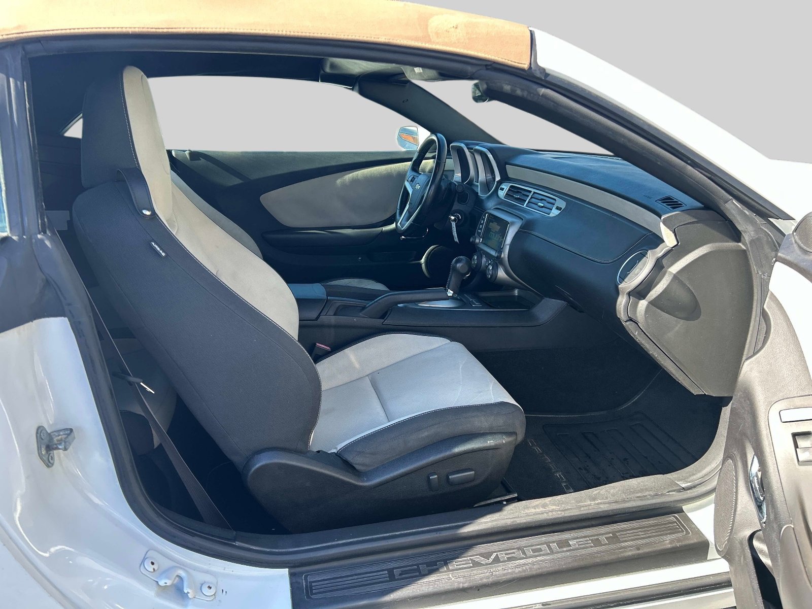 Used 2015 Chevrolet Camaro LT w/ RS Package image 12