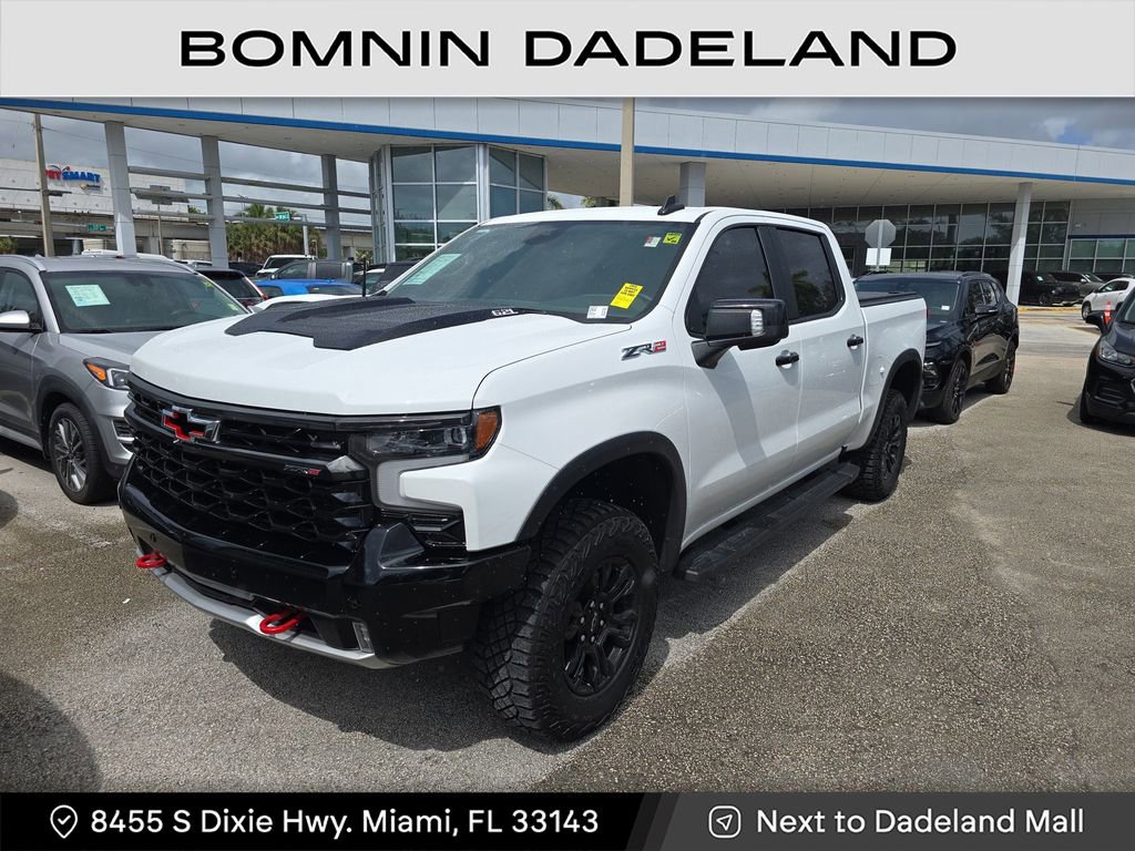 Used 2025 Chevrolet Silverado 1500 ZR2 image 2