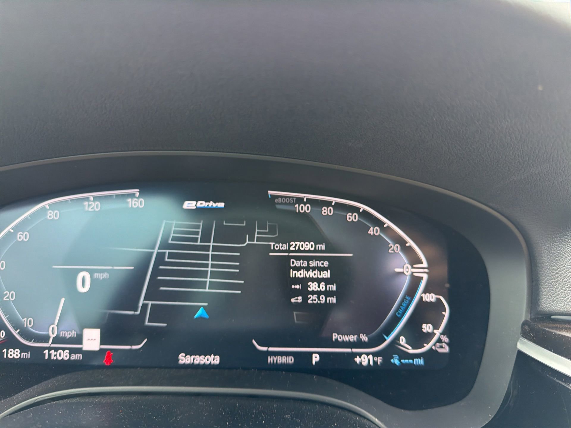 Certified 2023 BMW 530e w/ Premium Package RWD image 7