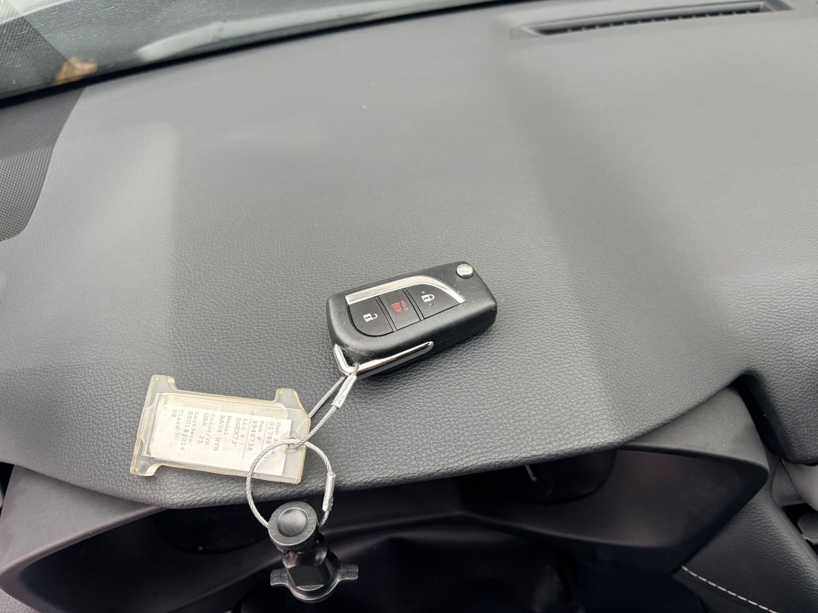 Used 2025 Toyota RAV4 LE image 21