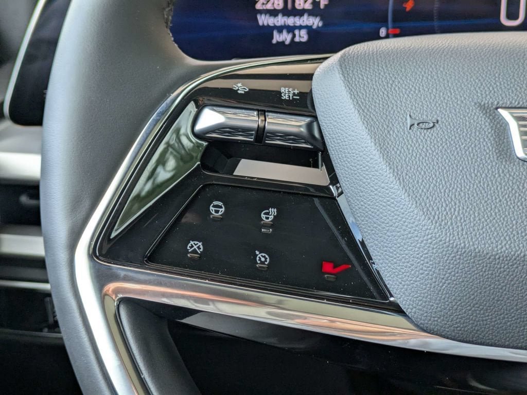 New 2027 Cadillac Vistiq Sport w/ LPO, Floor Liner Package AWD/4WD image 28