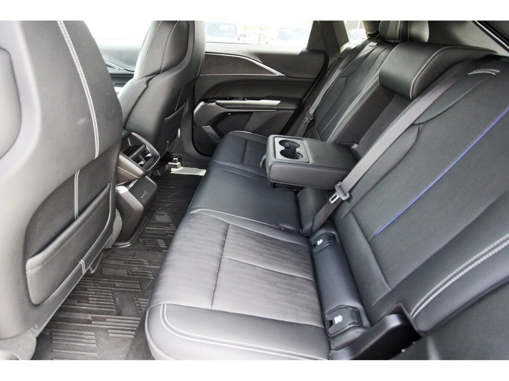 Certified 2024 Cadillac Lyriq Sport RWD image 7