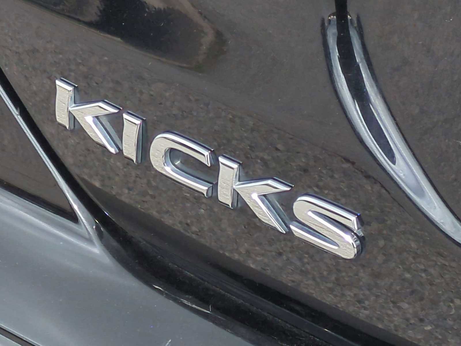 Used 2024 Nissan Kicks SV FWD image 30