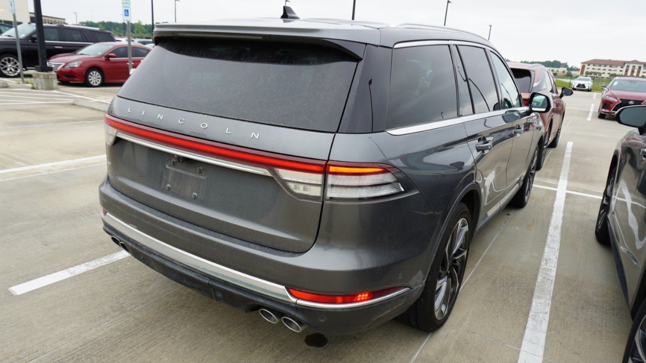 Used 2023 Lincoln Aviator Reserve w/ Equipment Group 201A AWD/4WD image 5
