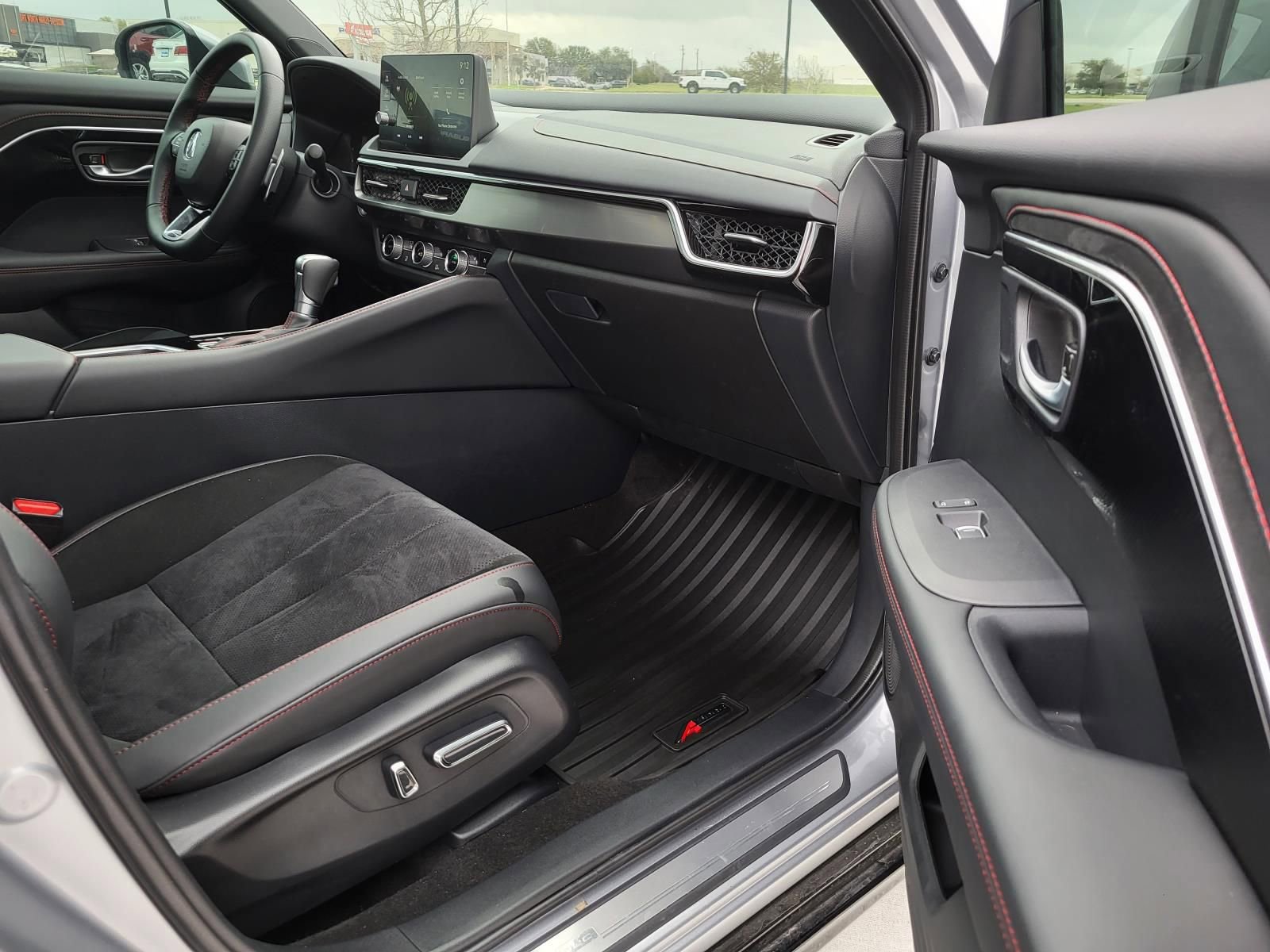 Used 2025 Acura ADX A-Spec image 8