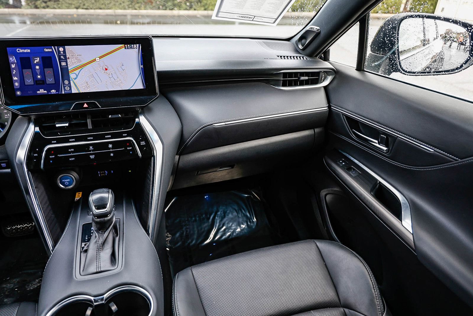 Used 2021 Toyota Venza Limited image 15