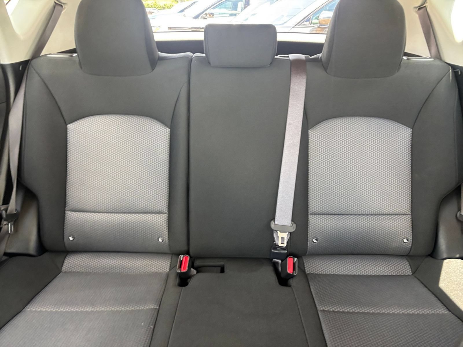 Used 2025 Kia Soul LX w/ LX Technology Package FWD image 36