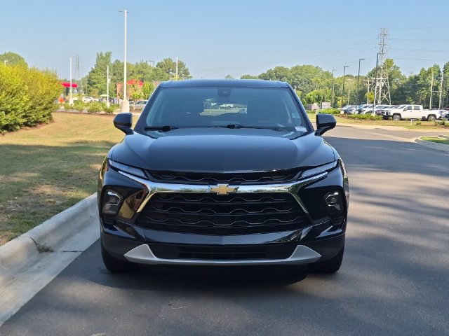 Used 2025 Chevrolet Blazer LT AWD/4WD image 16