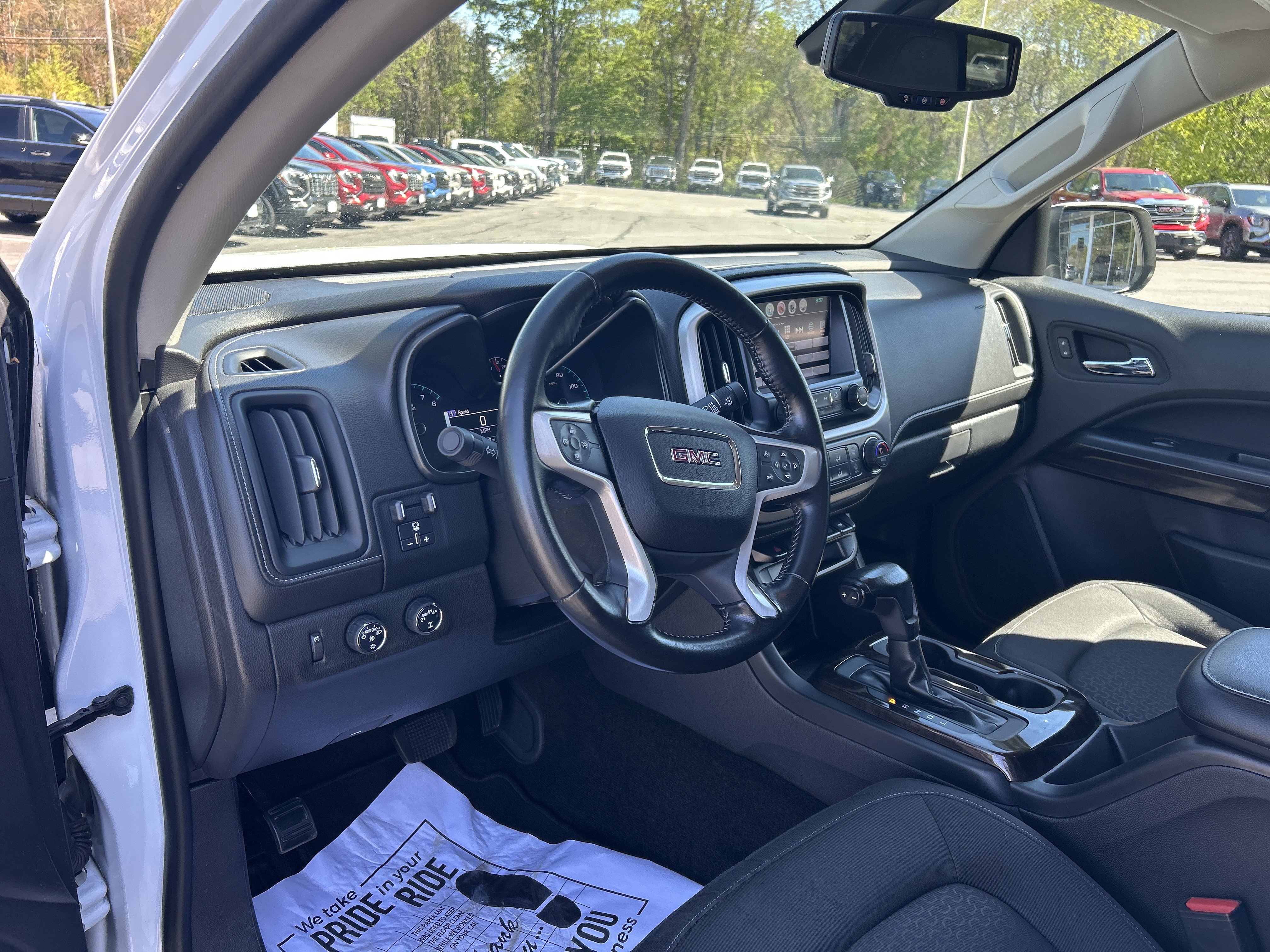Used 2017 GMC Canyon SLE w/ SLE Convenience Package AWD/4WD image 18