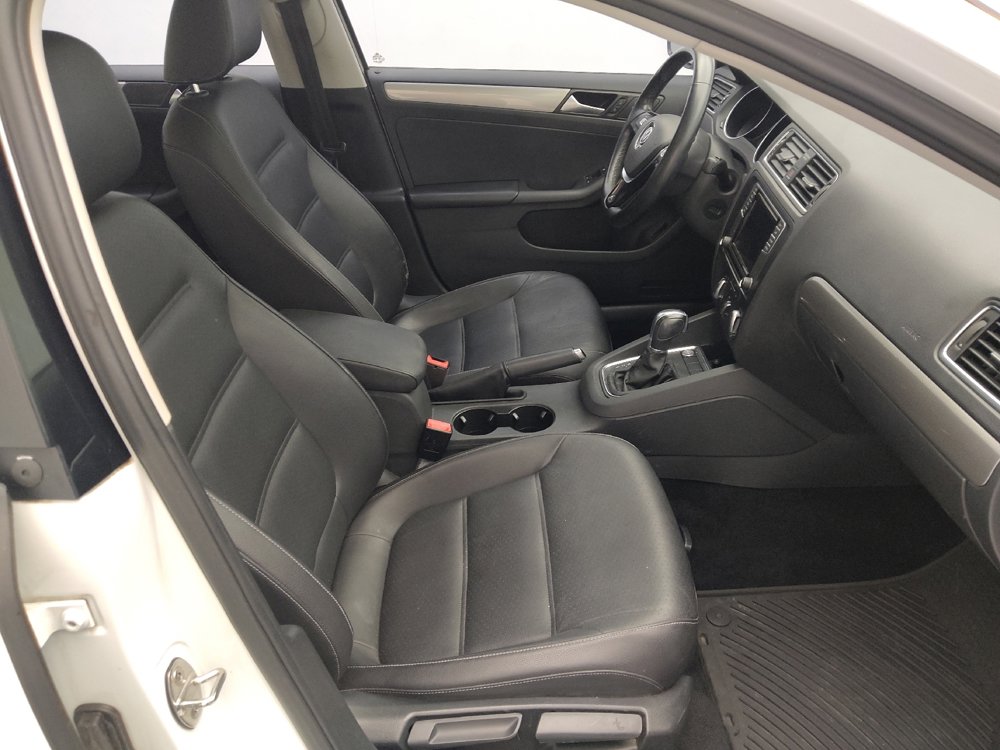 Used 2018 Volkswagen Jetta SE image 21