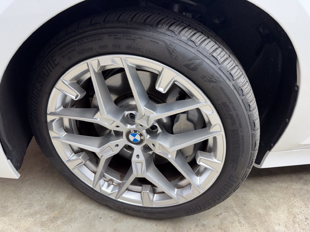 Certified 2025 BMW 330i xDrive Sedan w/ Premium Package AWD/4WD image 27
