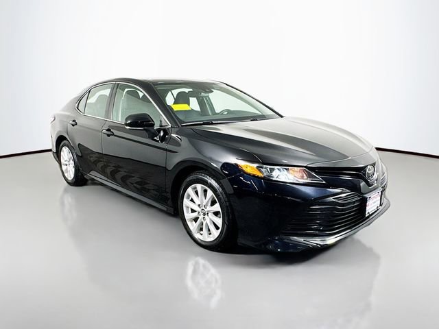 Certified 2020 Toyota Camry LE w/ Convenience Package image 10