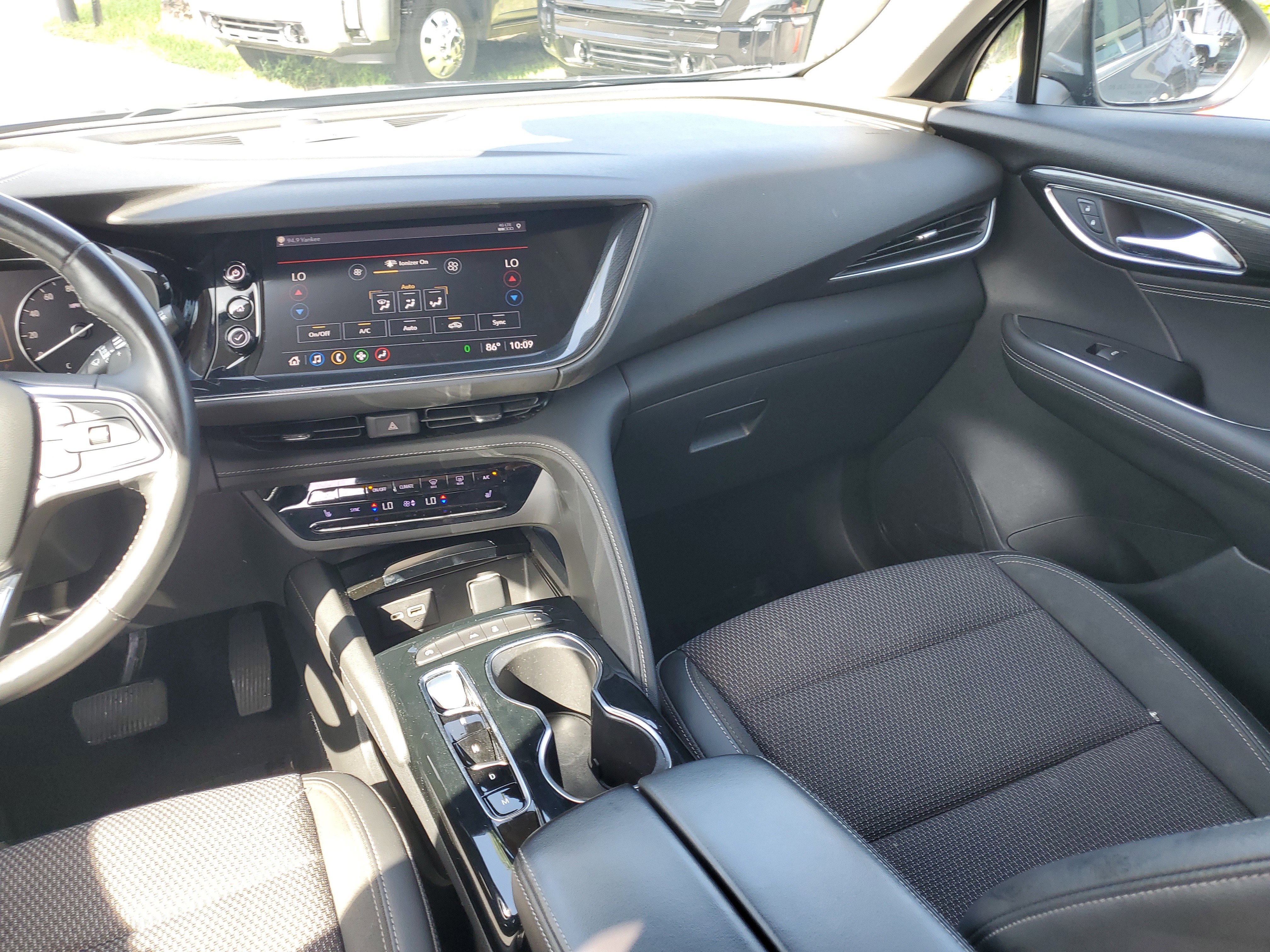 Used 2021 Buick Envision Preferred image 22