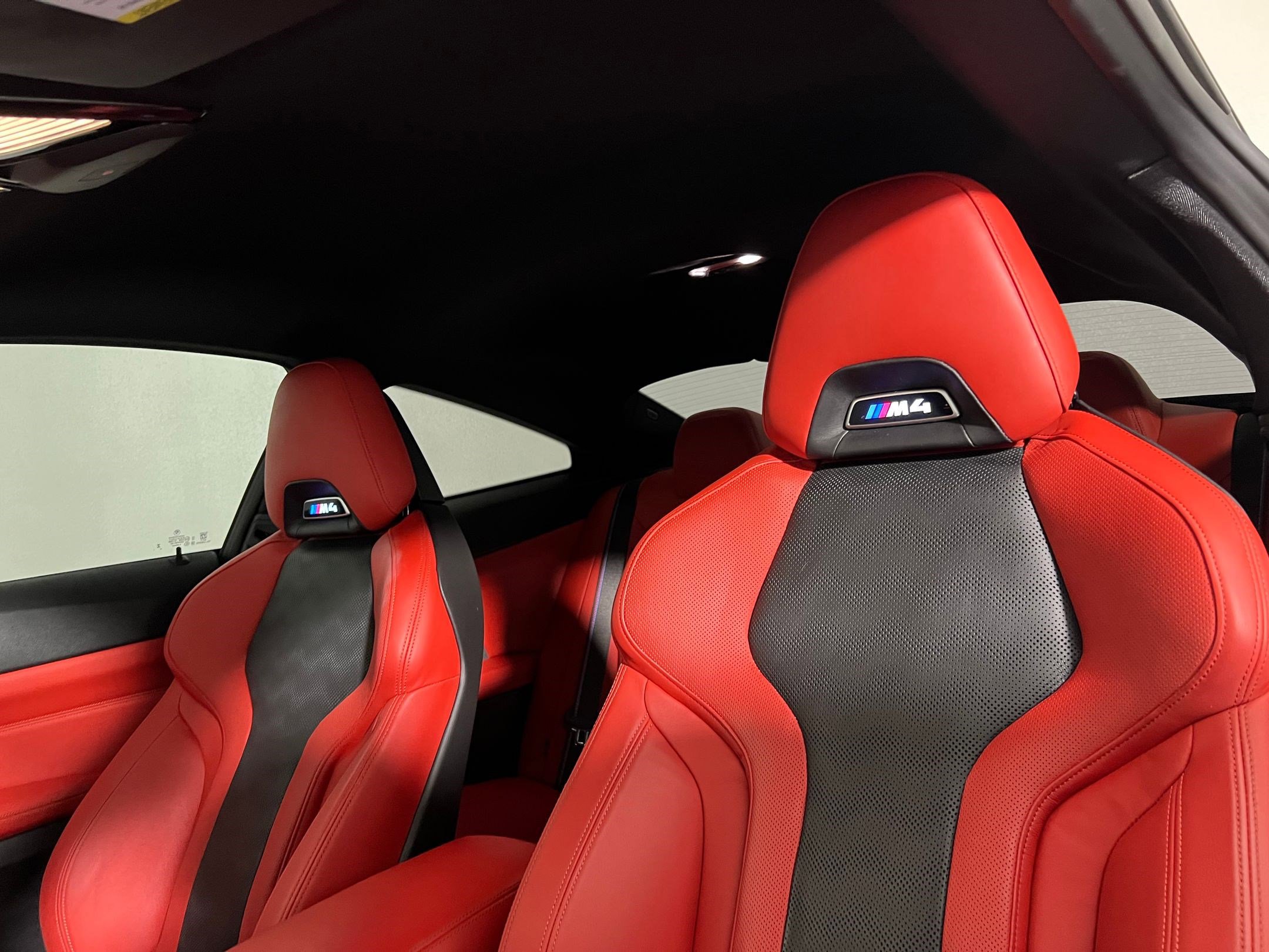 Used 2025 BMW M4 Coupe w/ Executive Package image 23