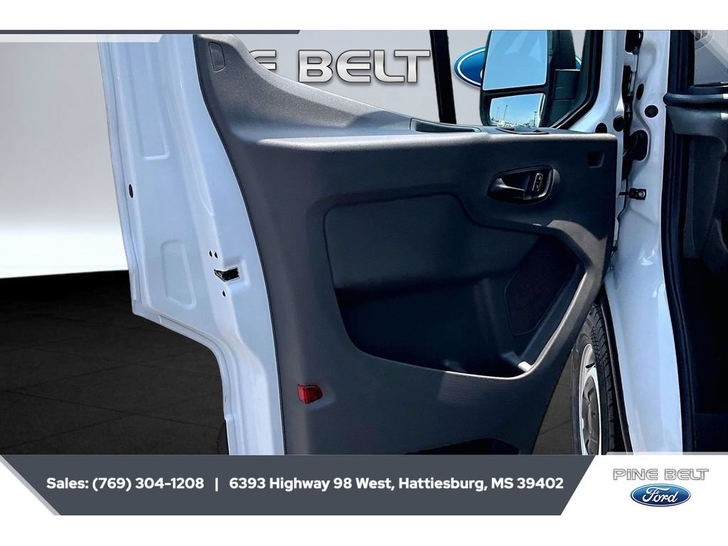 New 2026 Ford Transit 150 148 Medium Roof RWD image 17