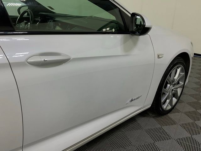 Used 2020 Buick Regal Avenir FWD image 7