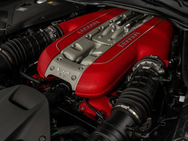 Used 2020 Ferrari 812 Superfast RWD image 17