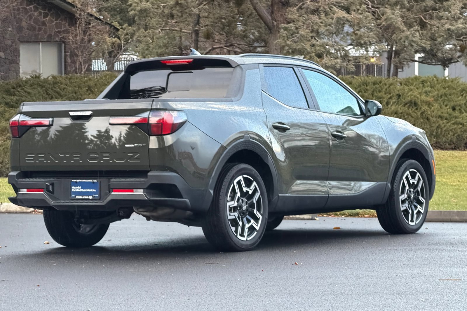 Certified 2025 Hyundai Santa Cruz Limited image 4