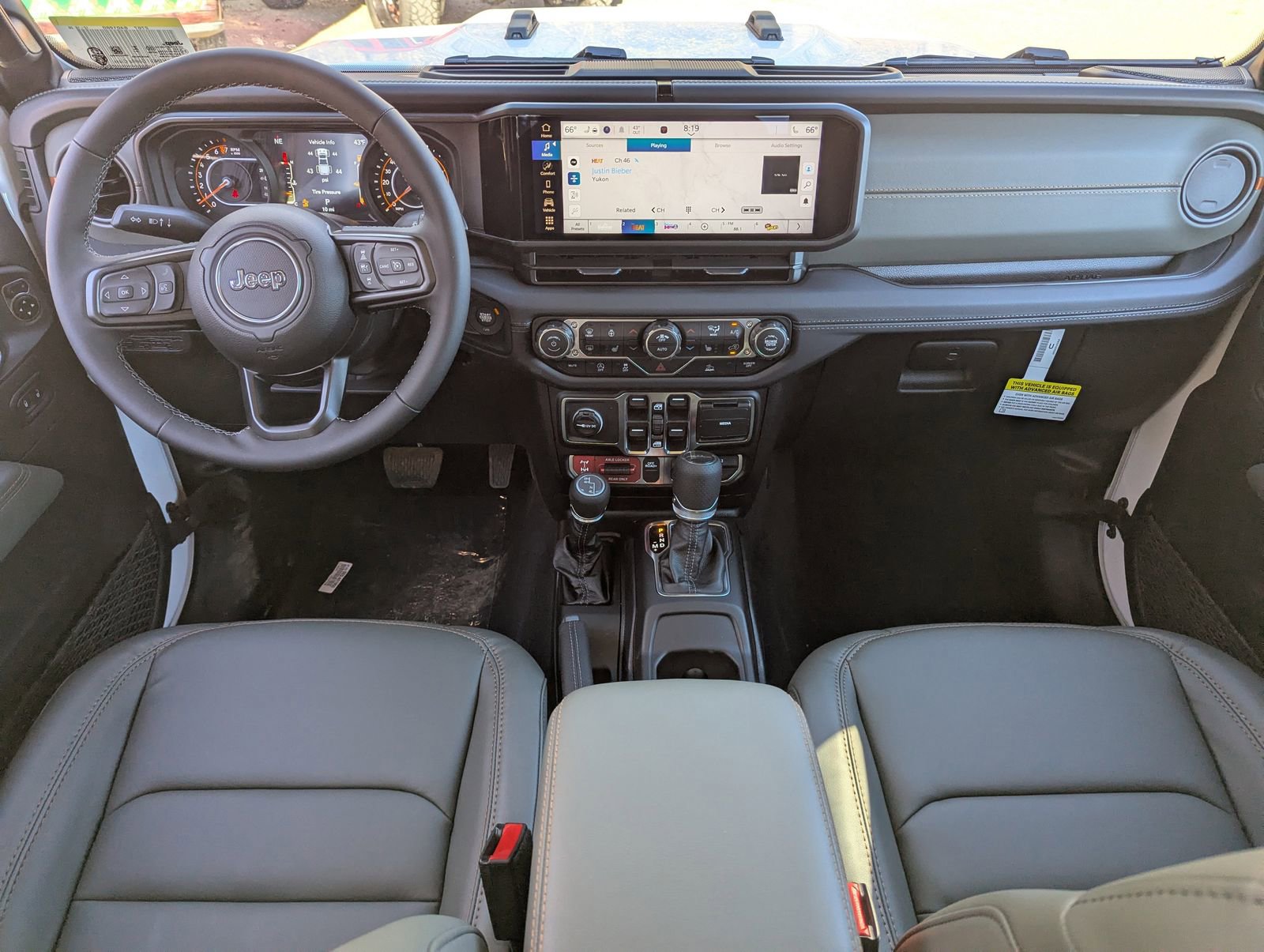 New 2026 Jeep Gladiator Mojave image 4