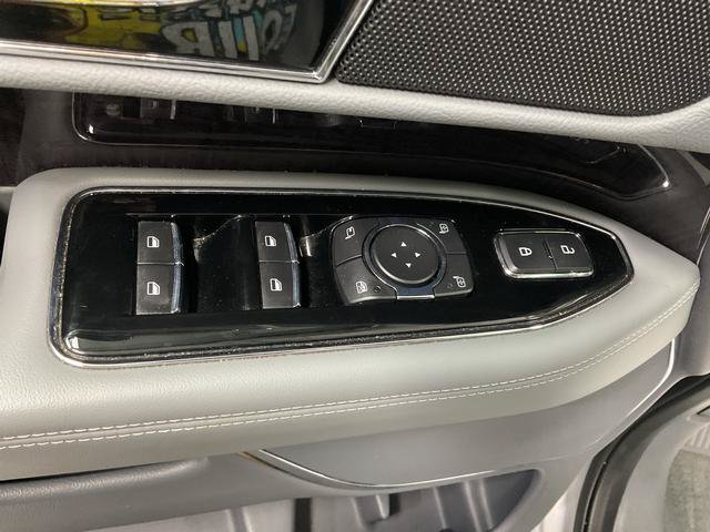 Used 2019 Lincoln Navigator L Reserve AWD/4WD image 11