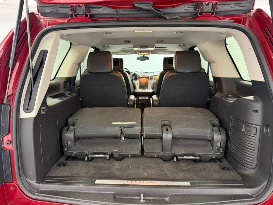 Used 2013 Cadillac Escalade Platinum AWD/4WD image 32