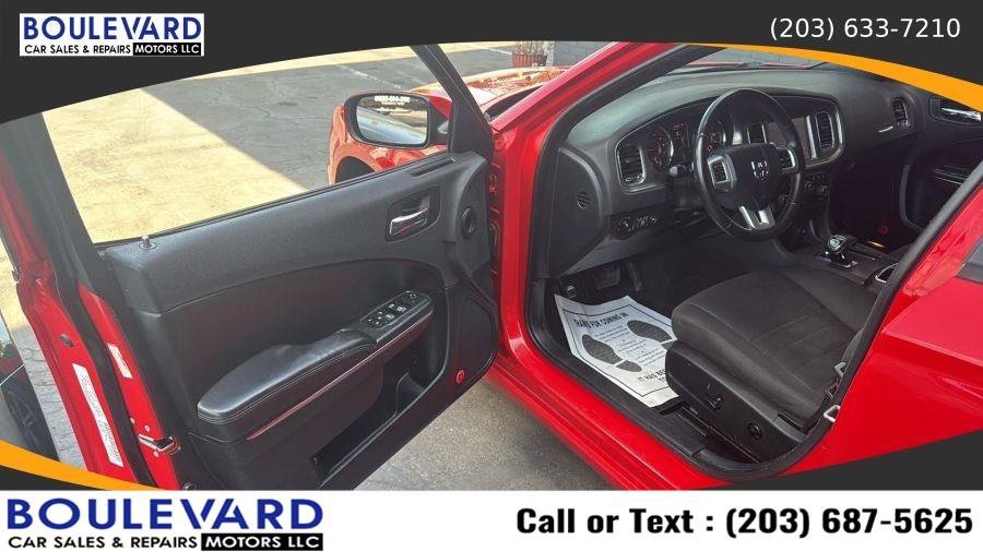 Used 2014 Dodge Charger SXT AWD/4WD image 26