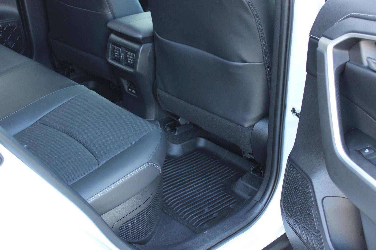 Used 2024 Toyota RAV4 Limited image 42