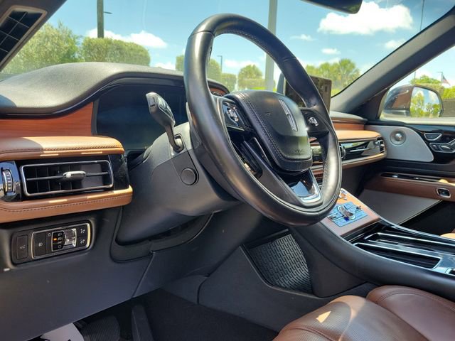 Certified 2020 Lincoln Aviator Reserve w/ Equipment Group 202A AWD/4WD image 9