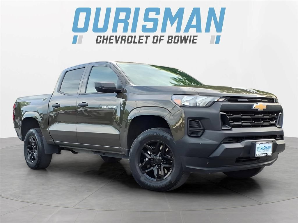 Used 2023 Chevrolet Colorado W/T RWD image 1