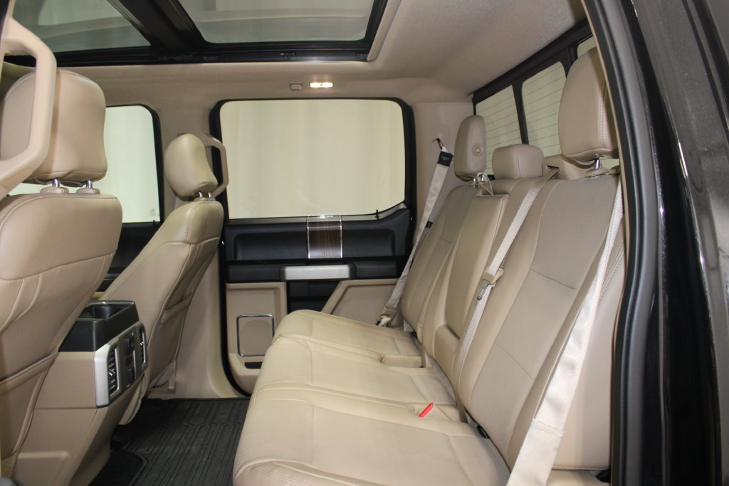 Used 2015 Ford F150 Lariat w/ Equipment Group 502A Luxury AWD/4WD image 21