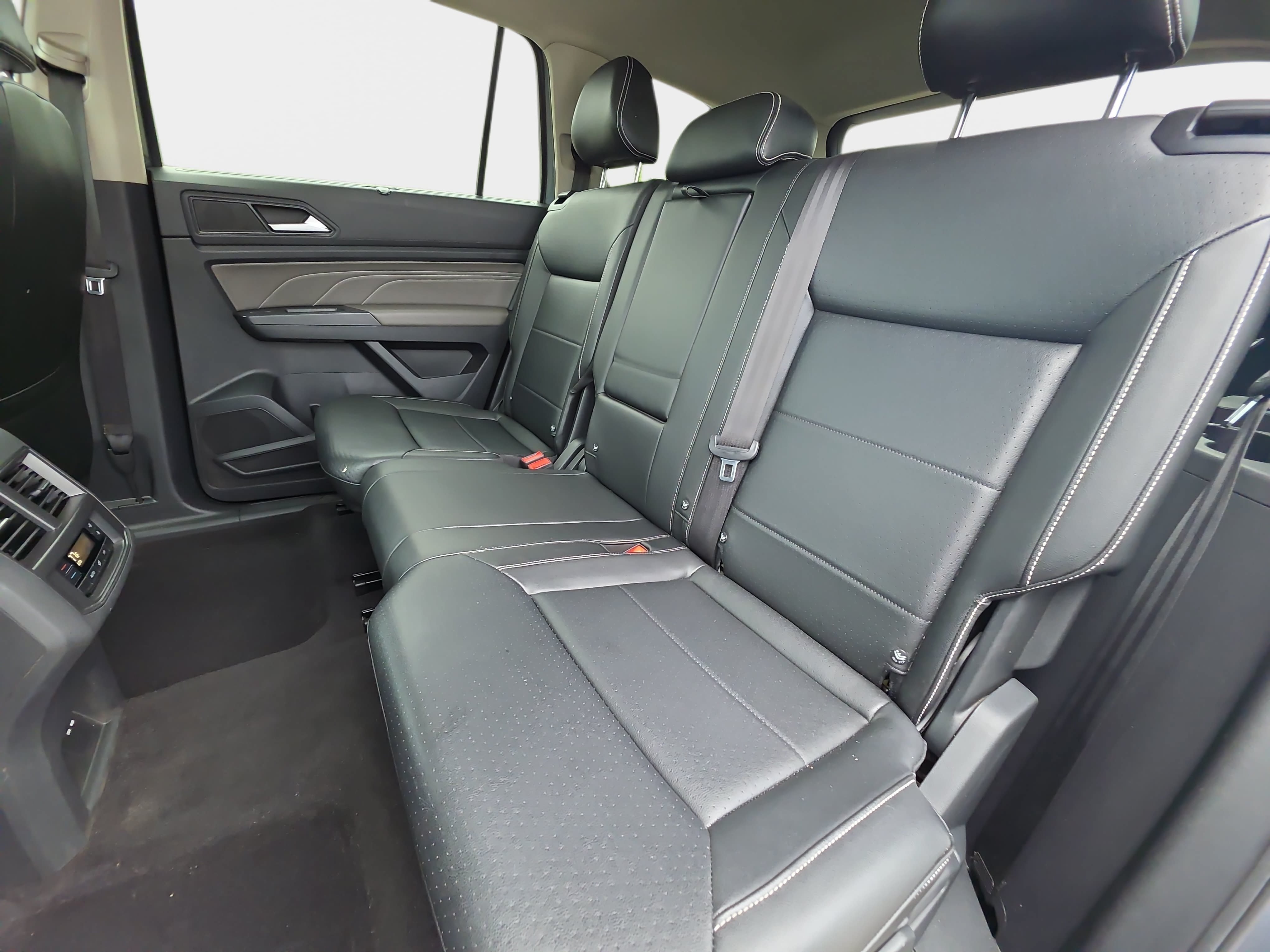 Used 2021 Volkswagen Atlas SE AWD/4WD image 16