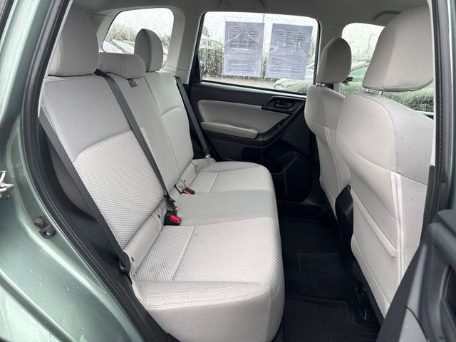 Used 2017 Subaru Forester 2.5i w/ Alloy Wheel Package image 12