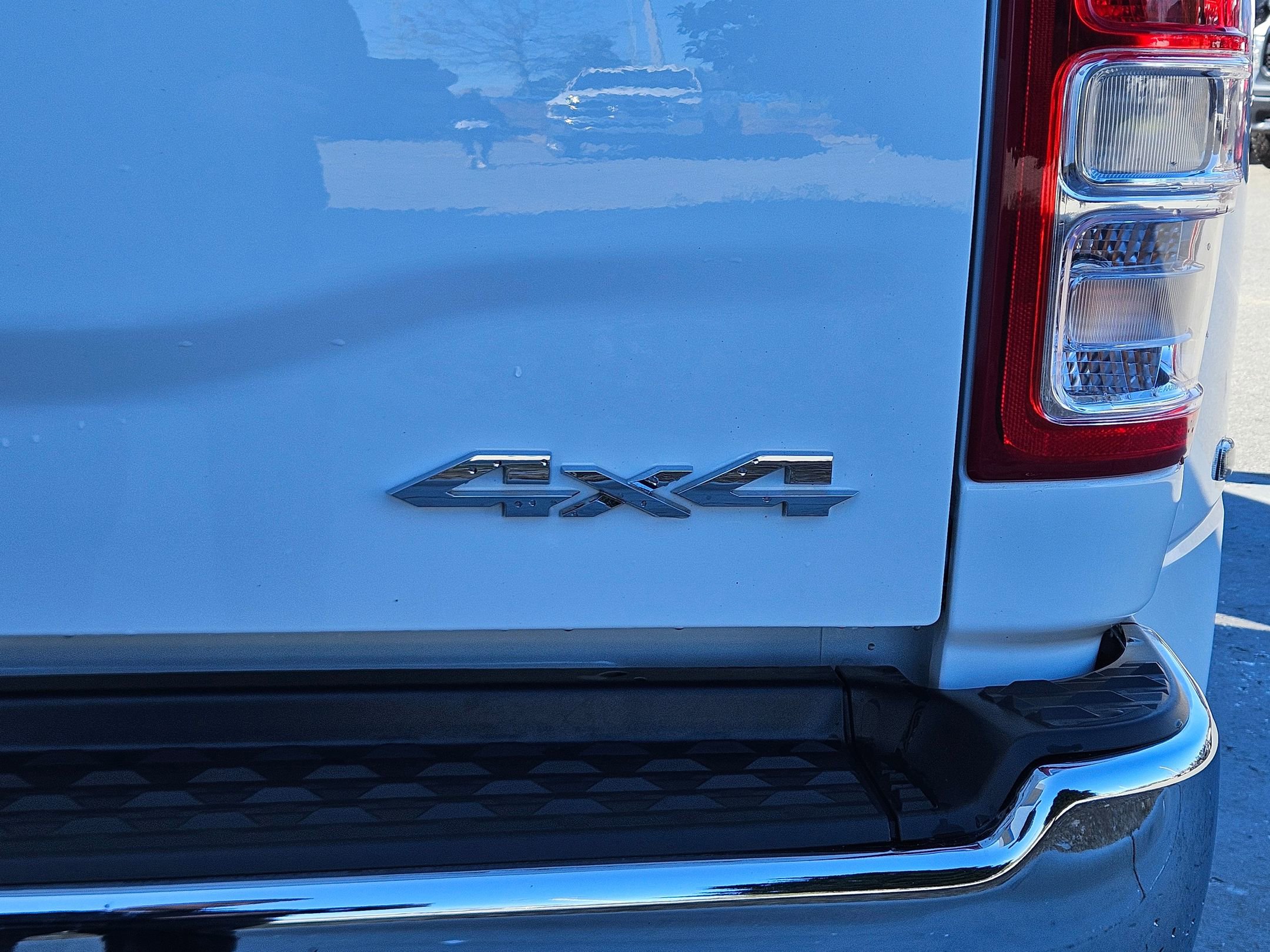 Used 2024 RAM 3500 Tradesman w/ Chrome Appearance Group image 30