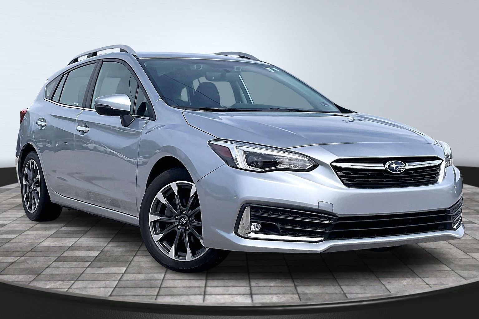 Used 2020 Subaru Impreza 2.0i Limited w/ Popular Package #2 AWD/4WD image 8
