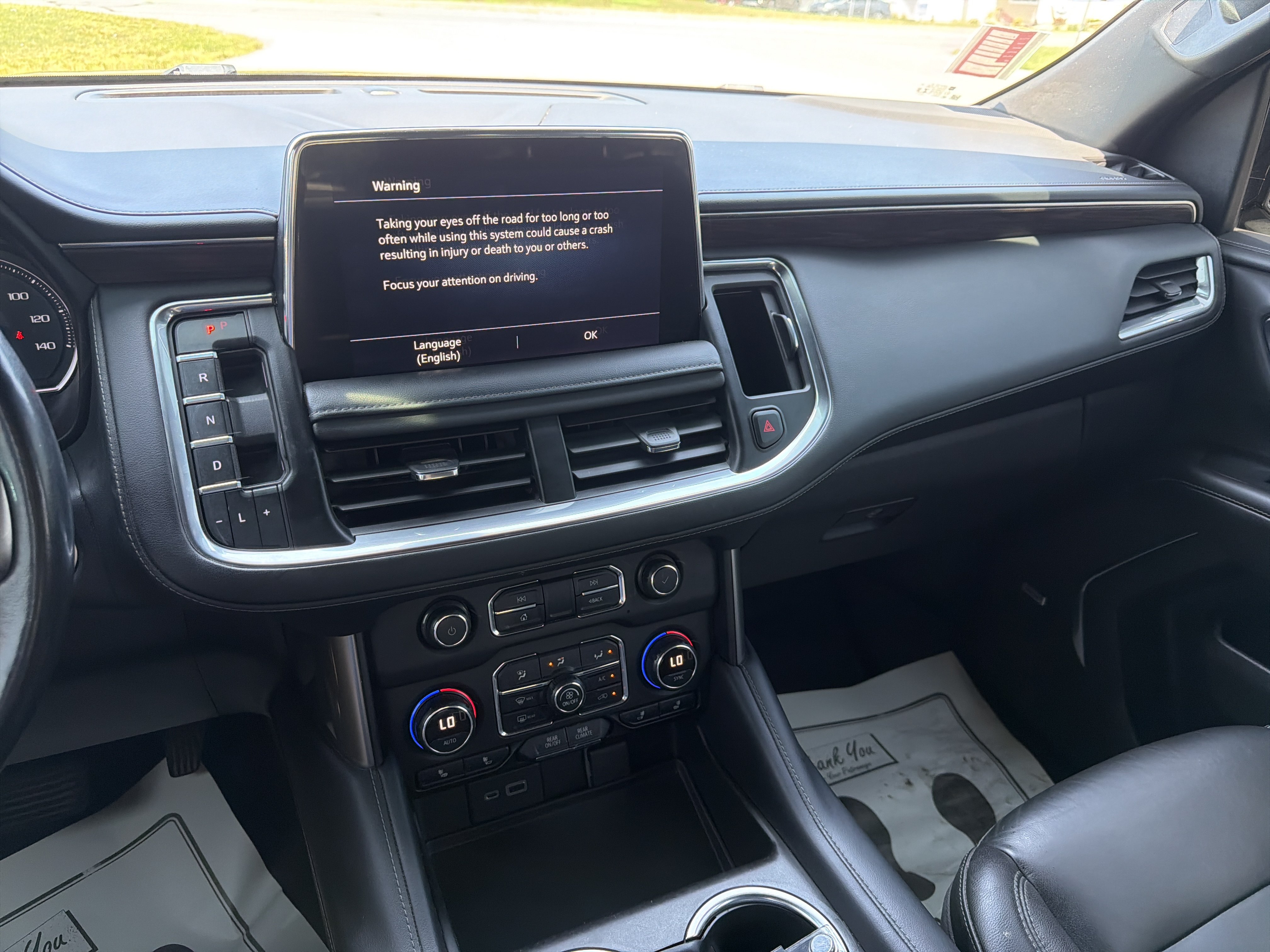 Used 2021 Chevrolet Tahoe Z71 w/ Z71 Signature Package AWD/4WD image 23