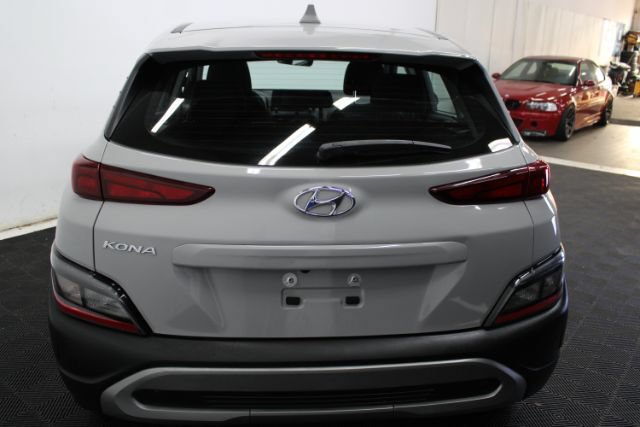 Used 2023 Hyundai Kona SE FWD image 6