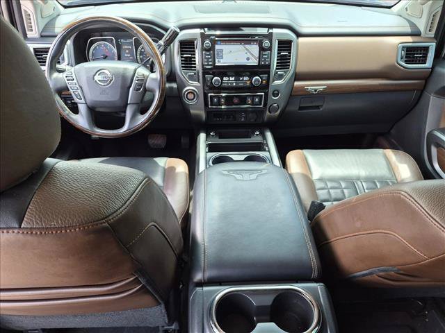 Used 2017 Nissan Titan Platinum Reserve RWD image 17