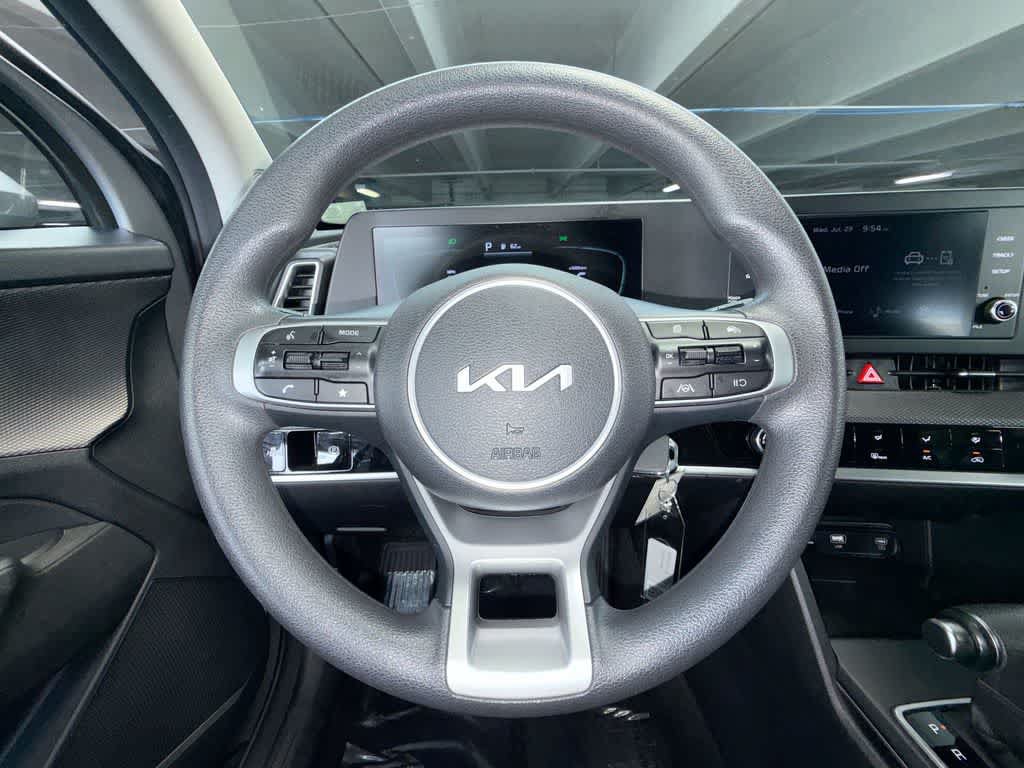 Used 2024 Kia Sportage LX AWD/4WD image 15
