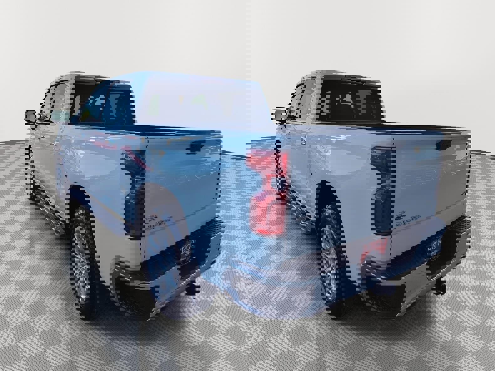 Used 2024 Chevrolet Silverado 1500 LTZ image 6