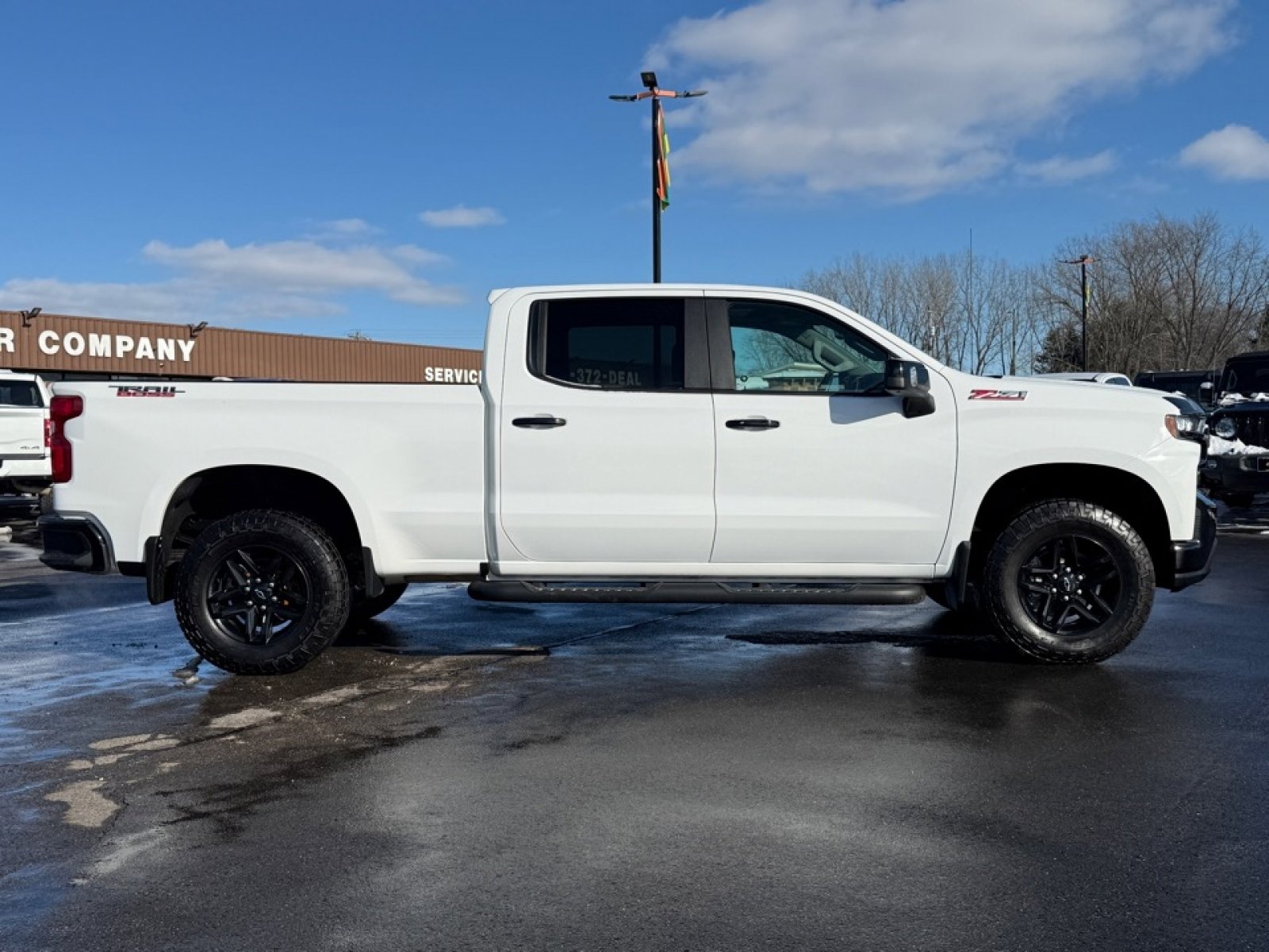 Used 2020 Chevrolet Silverado 1500 LT Trail Boss image 9